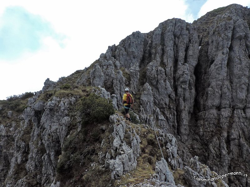64 Ferrata MAURIZIO Anticima est Monte Alben.JPG -           